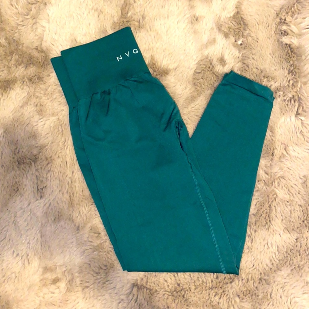 Emerald green seamless NVGTN leggings